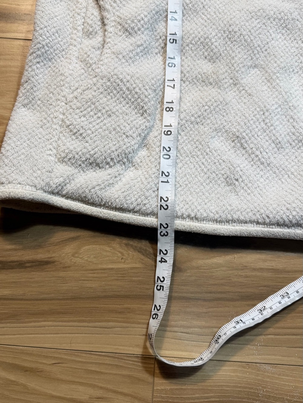 Patagonia White Cozy Fleece Pullover - Picture 5 of 6